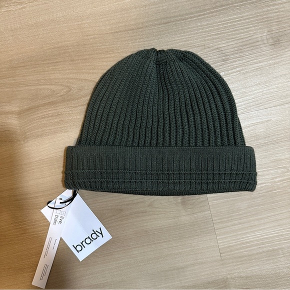brady +Live Olive Green Knot Beanie One Size - Picture 2 of 8